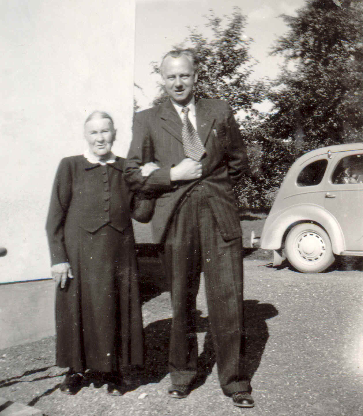 Grandmother Mina and grandson Eric ca. 1954